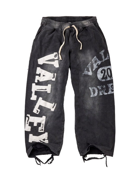 BLACK PICASSO SWEATS